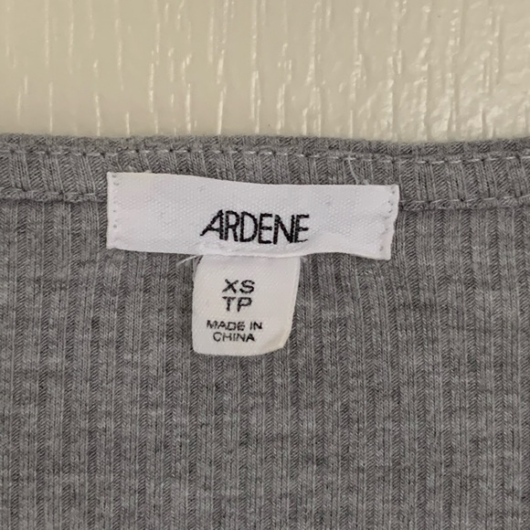 Ardene Cropped Top w/Adjustable Strings - Picture 4 of 4